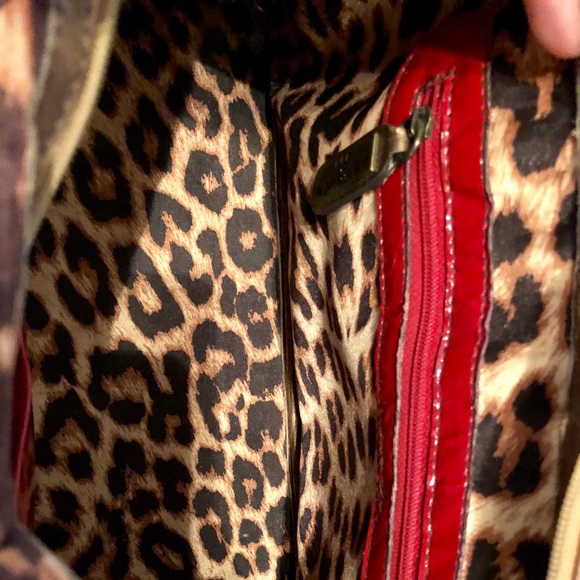 Bridget Shuster Handbag with Swarovski Skull - Picture 6 of 8